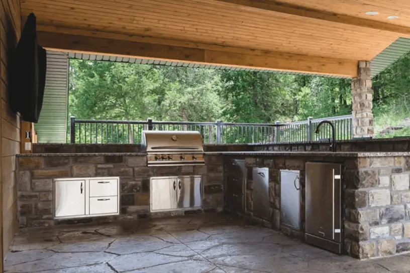 Outdoor Kitchen Remodel and Build| Nevea Hardscaping In Johnson city,TN